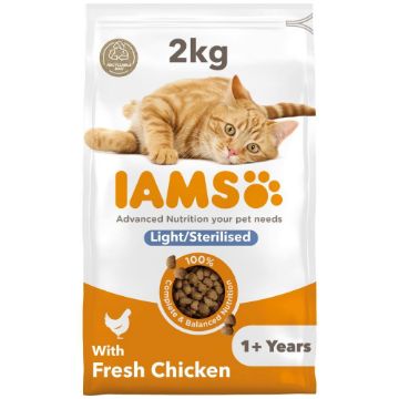Picture of Iams Cat Light / Sterilised Chicken 2kg