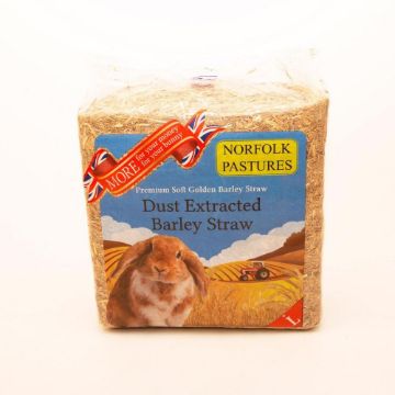 Picture of Norfolk Pastures Barley Straw Large 2kg x 4